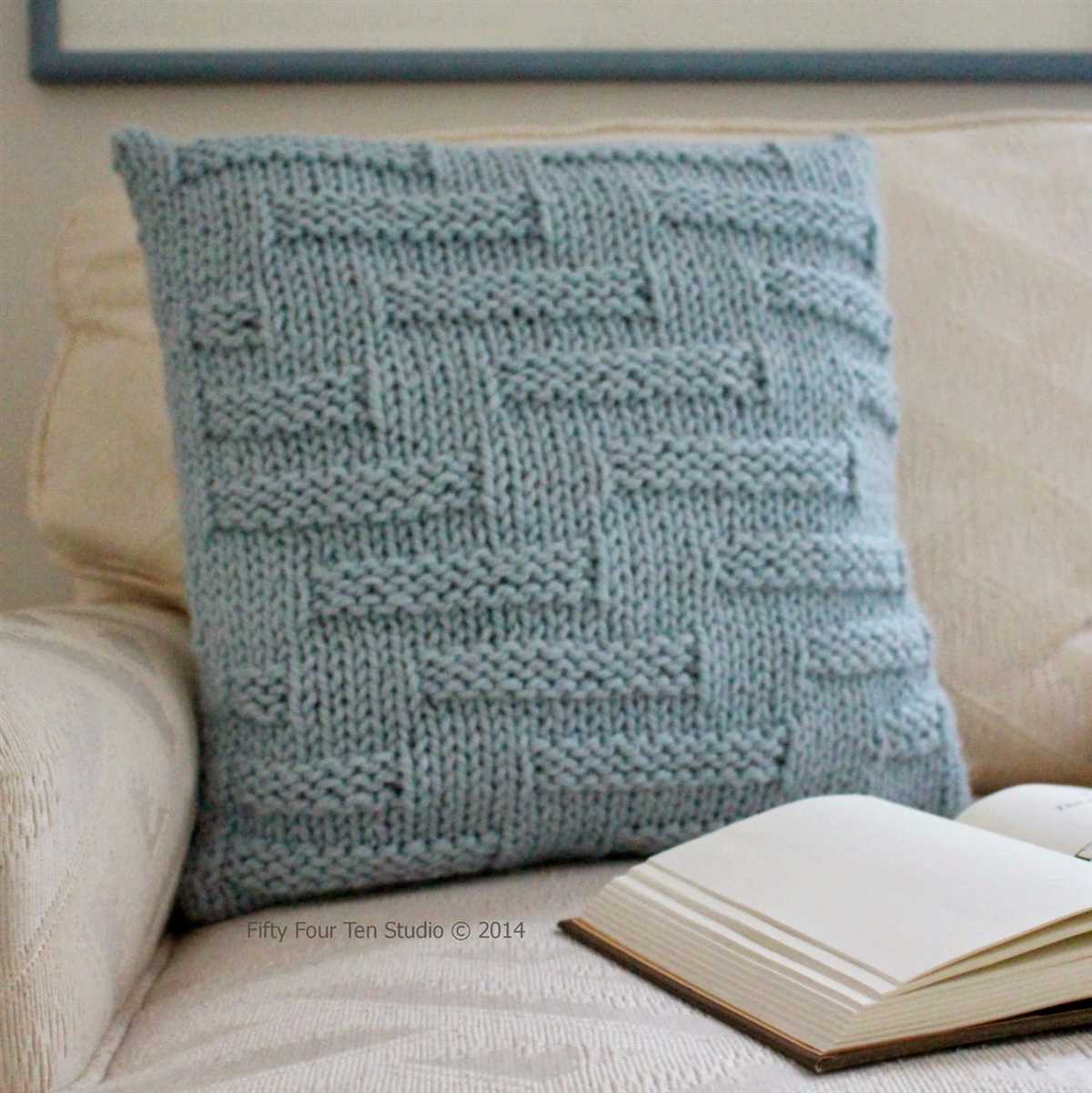 Knitted pillowcase pattern