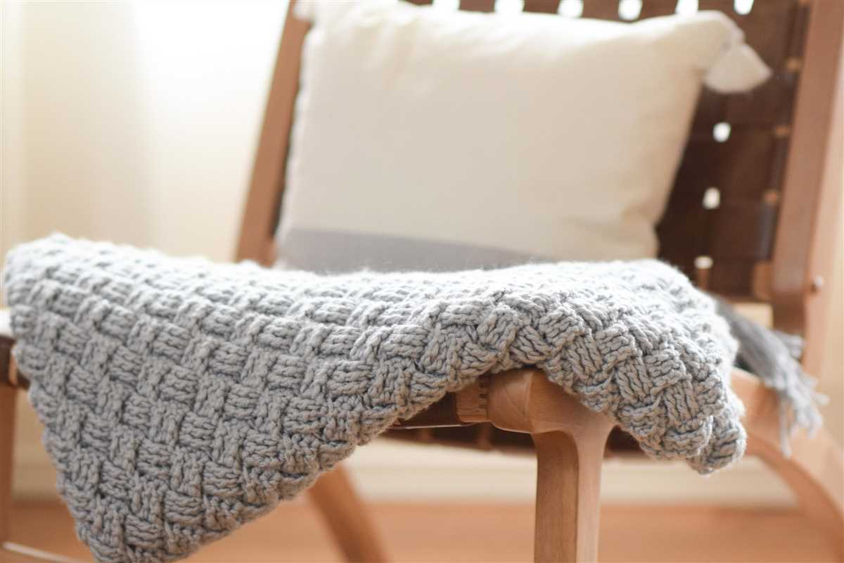Create a Stunning Basket Weave Shawl with this Knitting Pattern Basket weave shawl knitting pattern