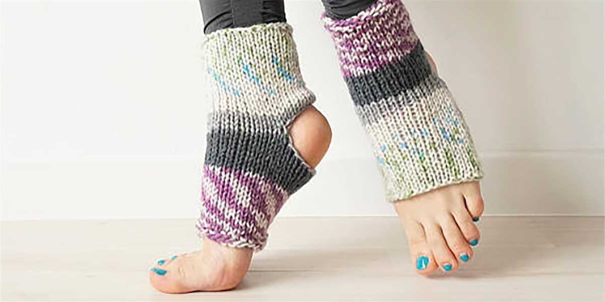 Knitting pattern for split toe socks