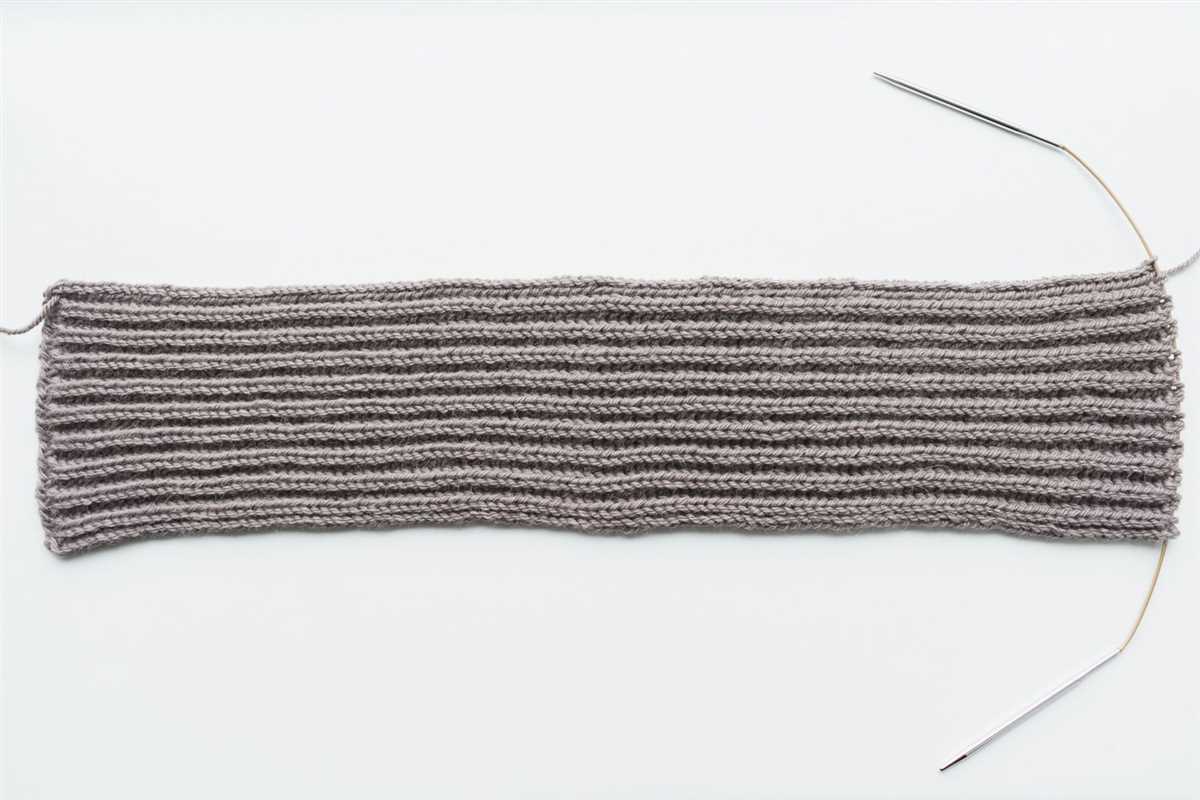 Free knitted twisted headband pattern