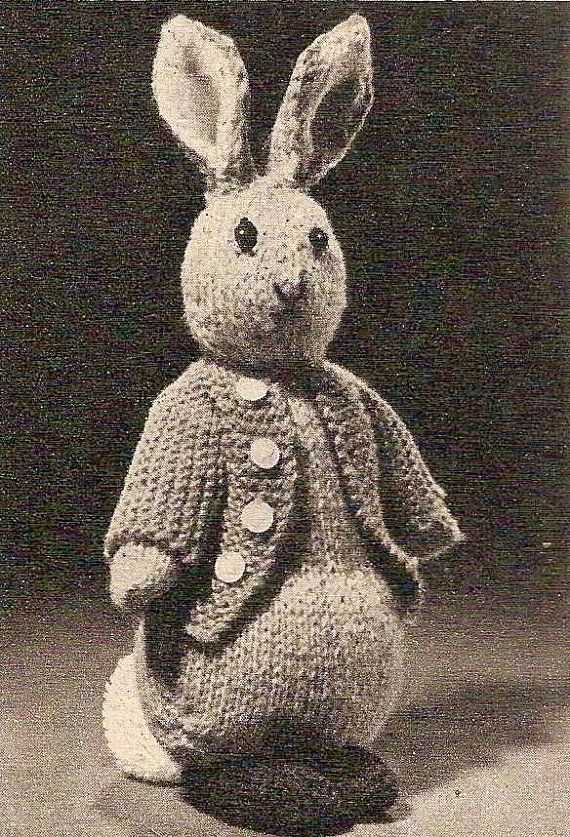 Knitting pattern rabbit