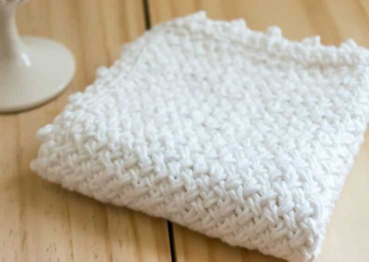 Diagonal basketweave knitting pattern