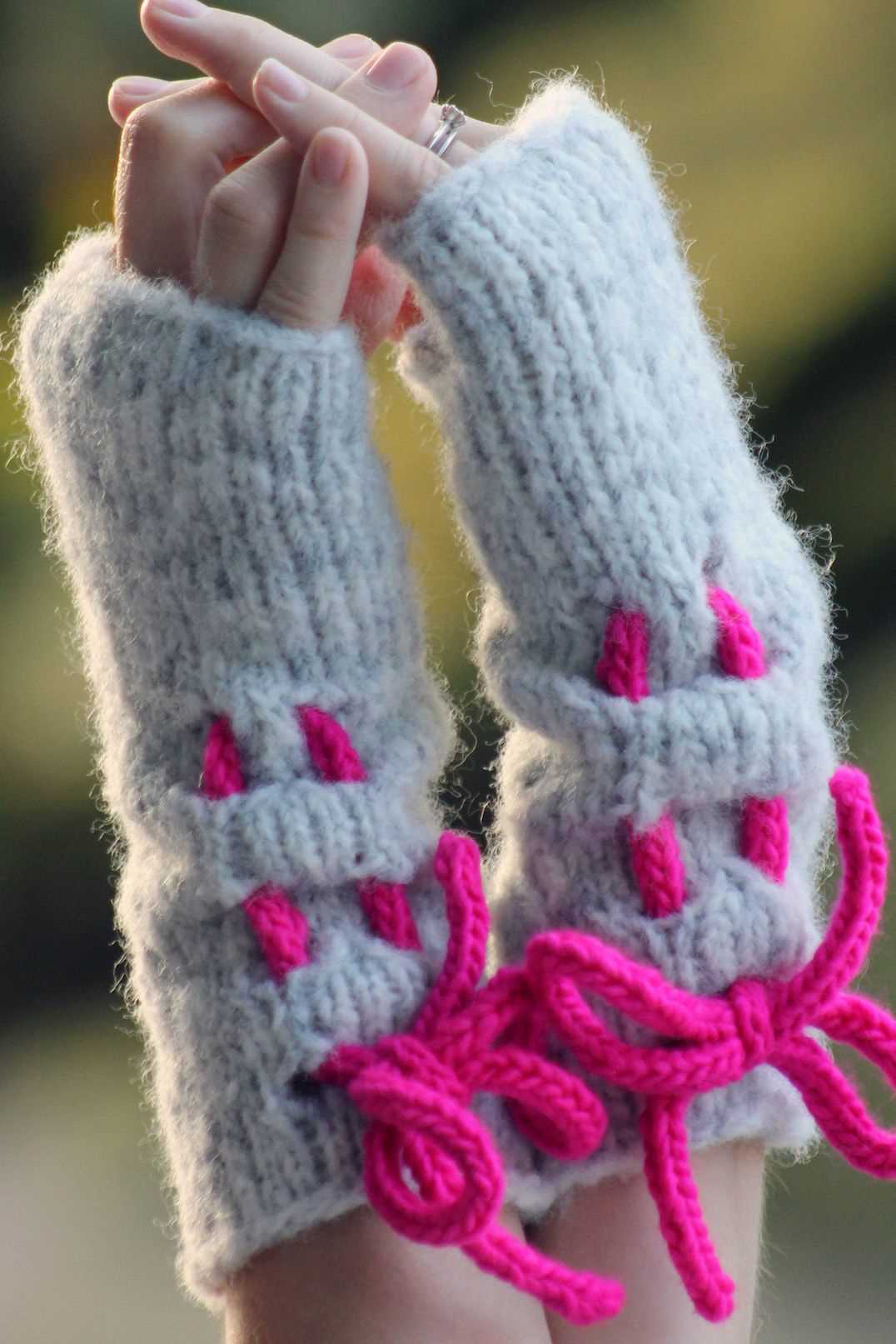 Mittens with flap knitting pattern