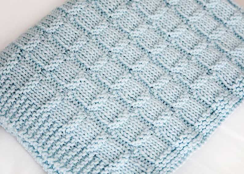 Knitting baby blanket pattern