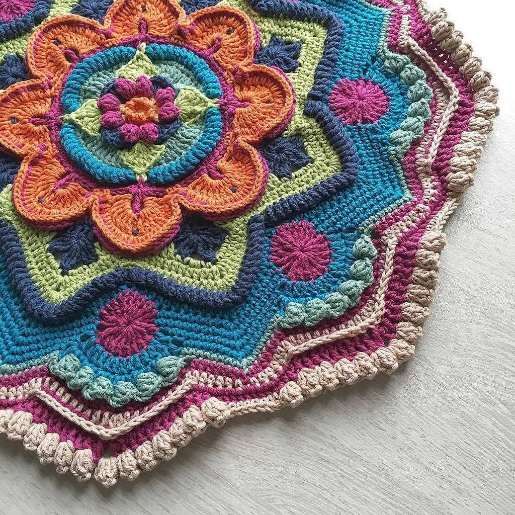 Knitting patterns for mandala yarn