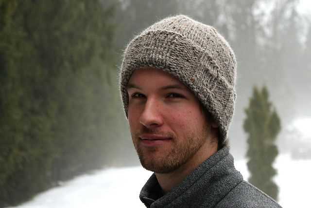 Men's hat knitting pattern