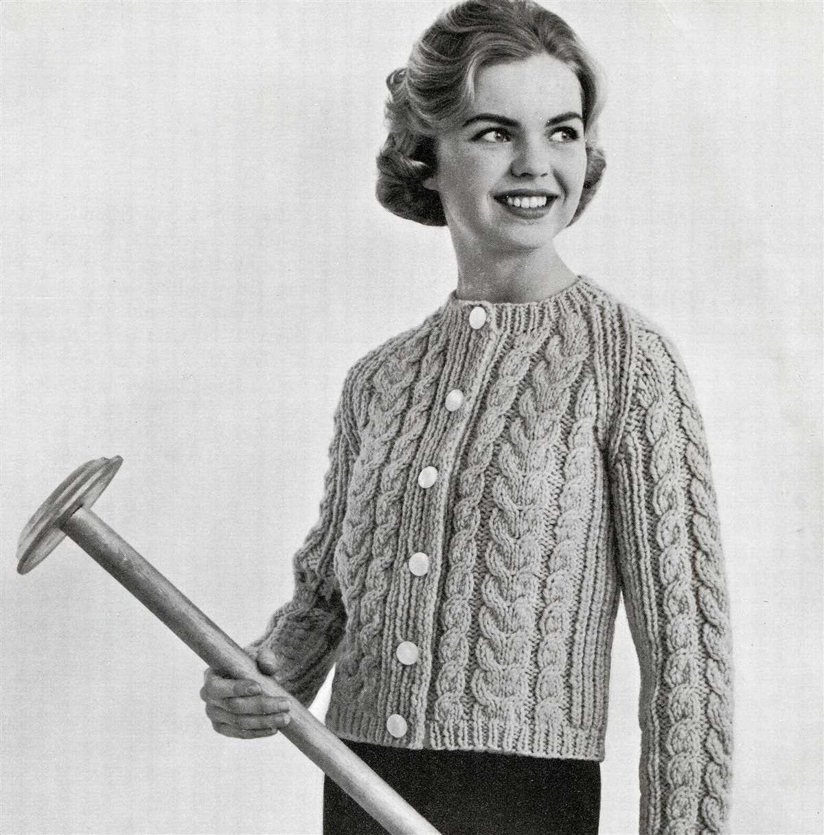 Marilyn monroe cardigan knitting pattern