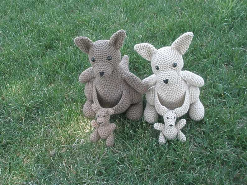Kangaroo blanket knitting pattern