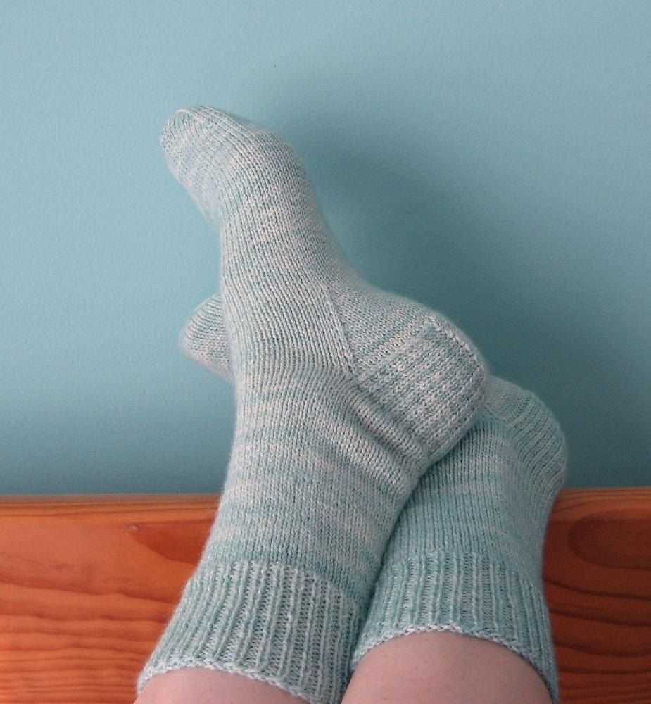 Basic knitting pattern for socks