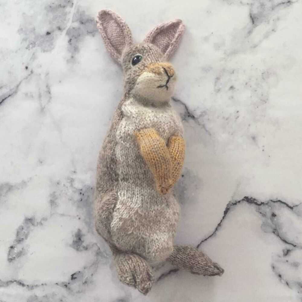 Knitting pattern rabbit