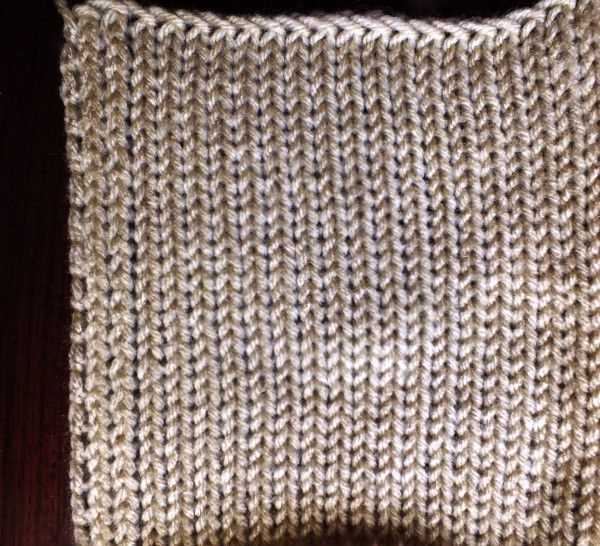 Knitting patterns for knitting machines
