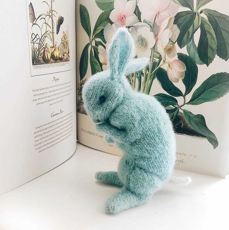Knitting pattern rabbit