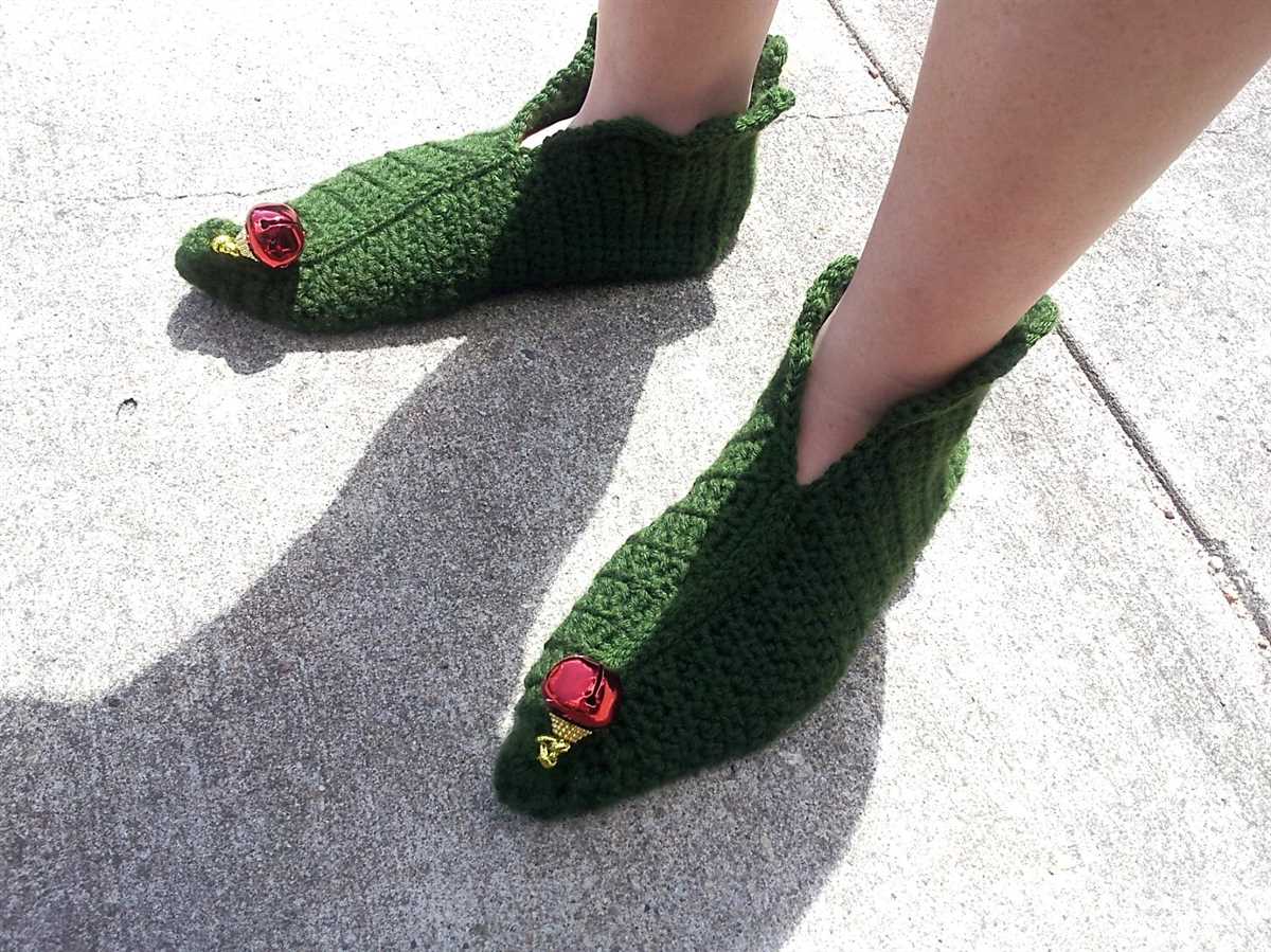 Free knitting pattern for elf slippers