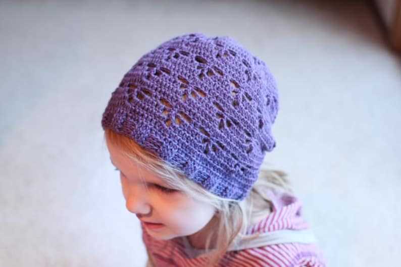 Reversible knit hat pattern