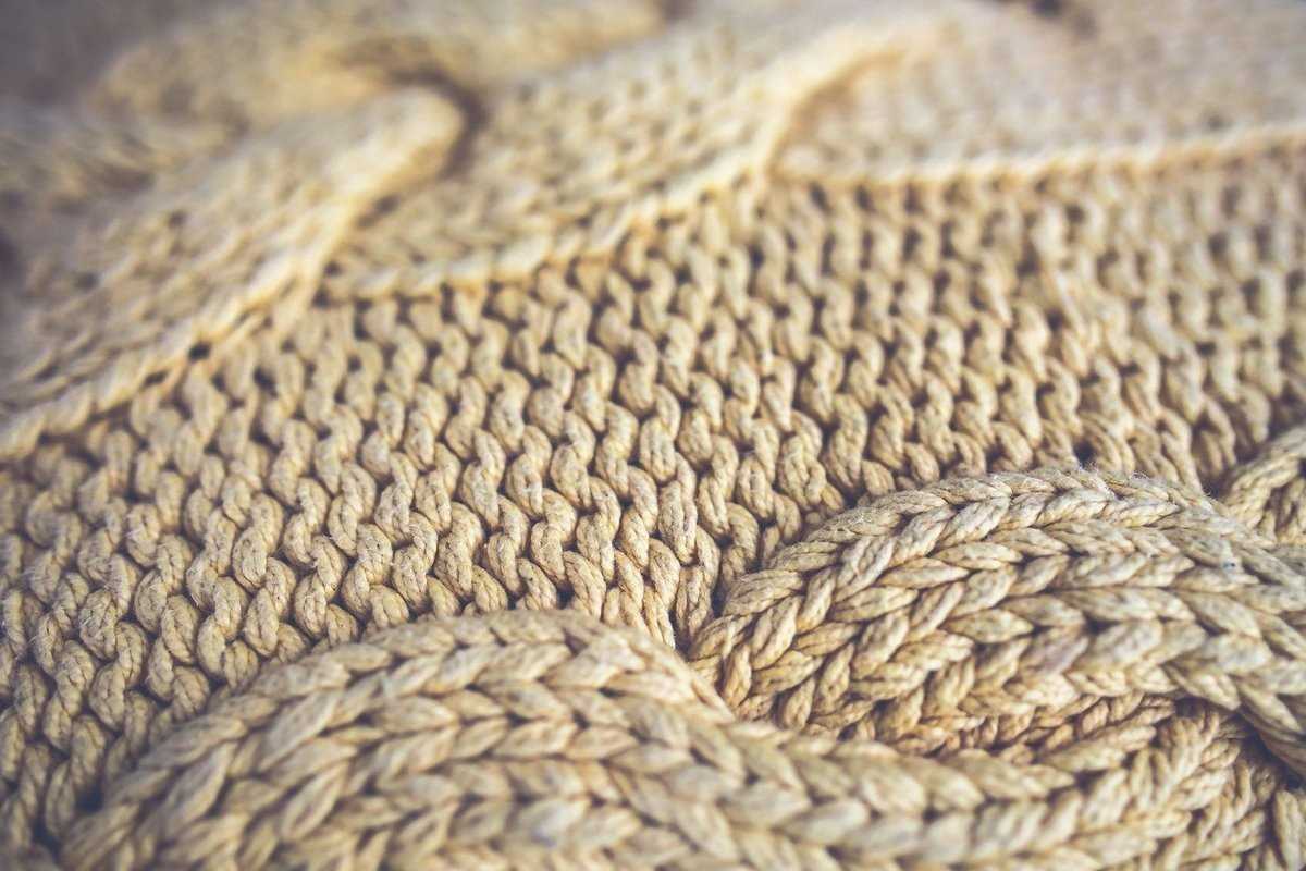 Homespun knit scarf pattern