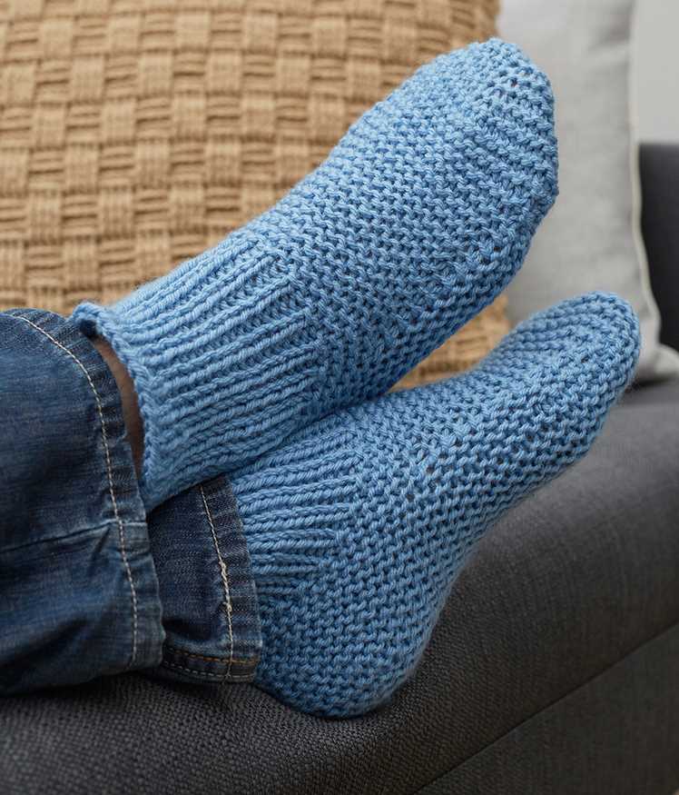 Knitted socks pattern free