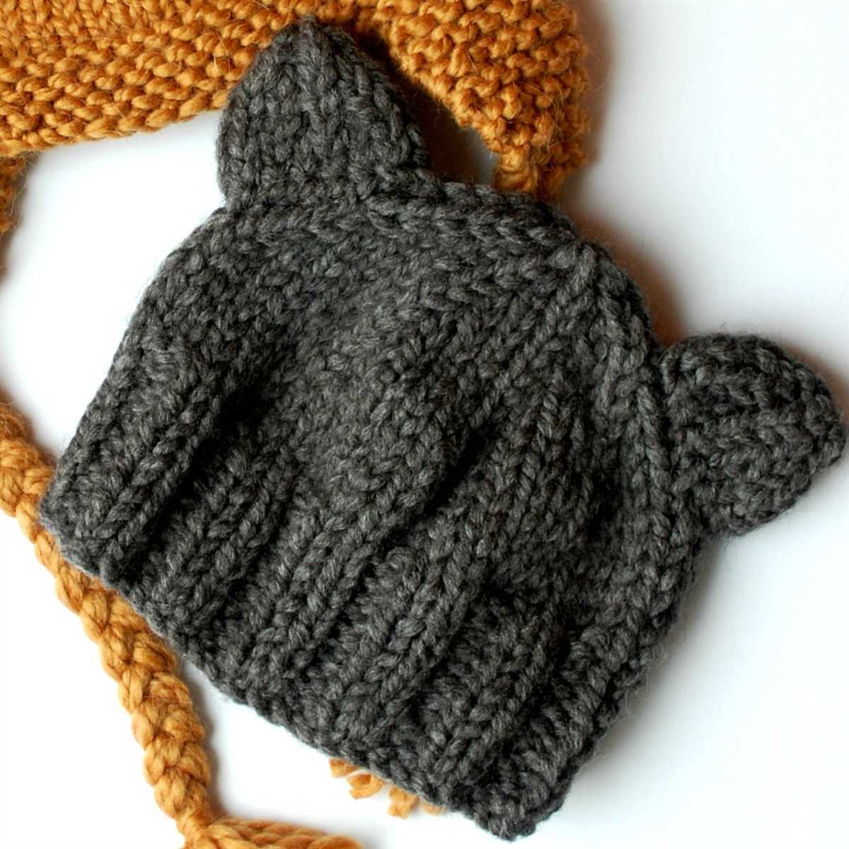 Knit a Stylish Hat with 8mm Needles - A Step-by-Step Pattern Guide Hat knitting pattern 8mm needles