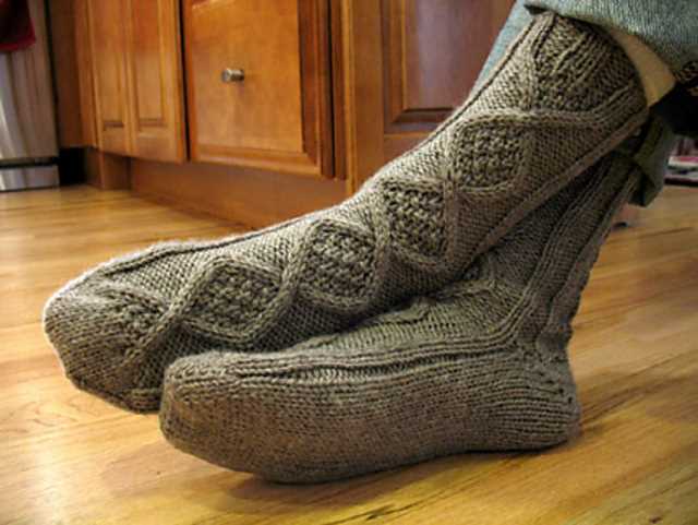 Men's sock pattern knitting