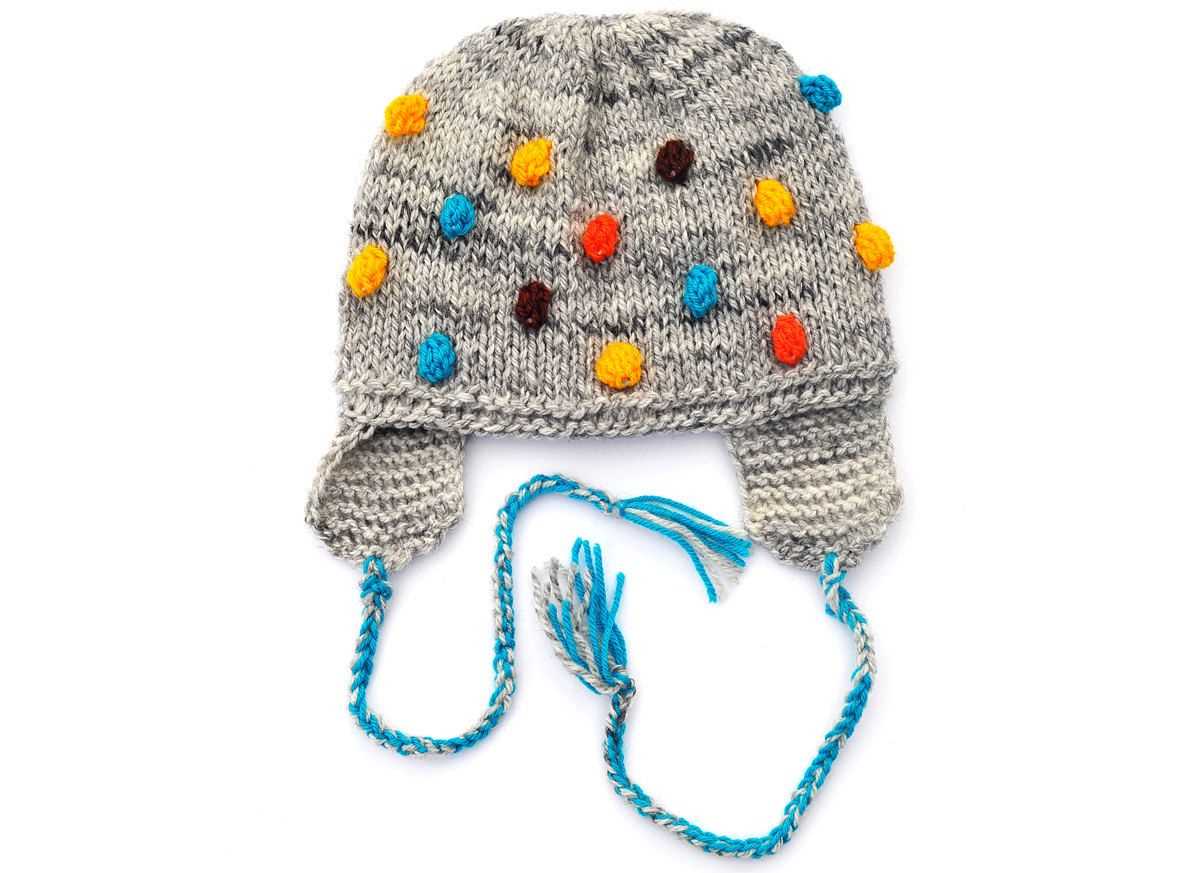 Childs bobble hat knitting pattern