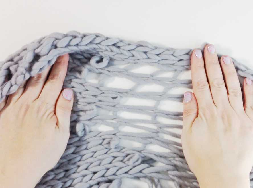 How to knit a patterned scarf