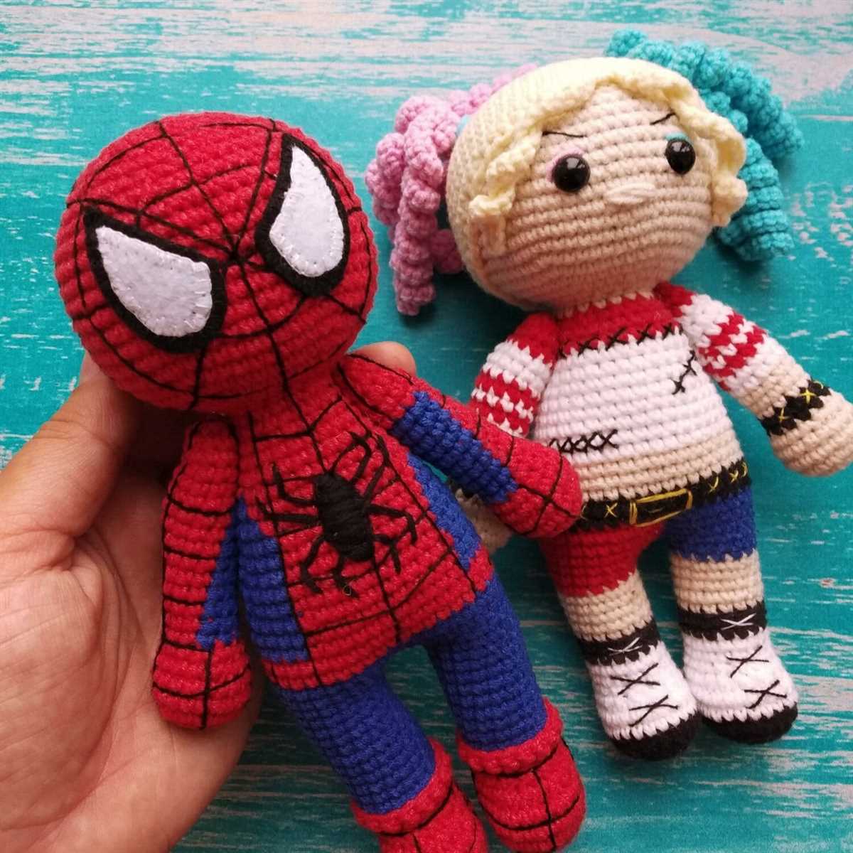 Free woolly spider knitting pattern