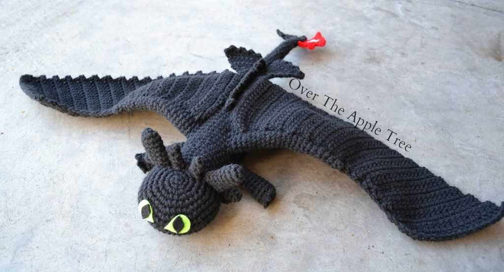 Knitting pattern toothless dragon