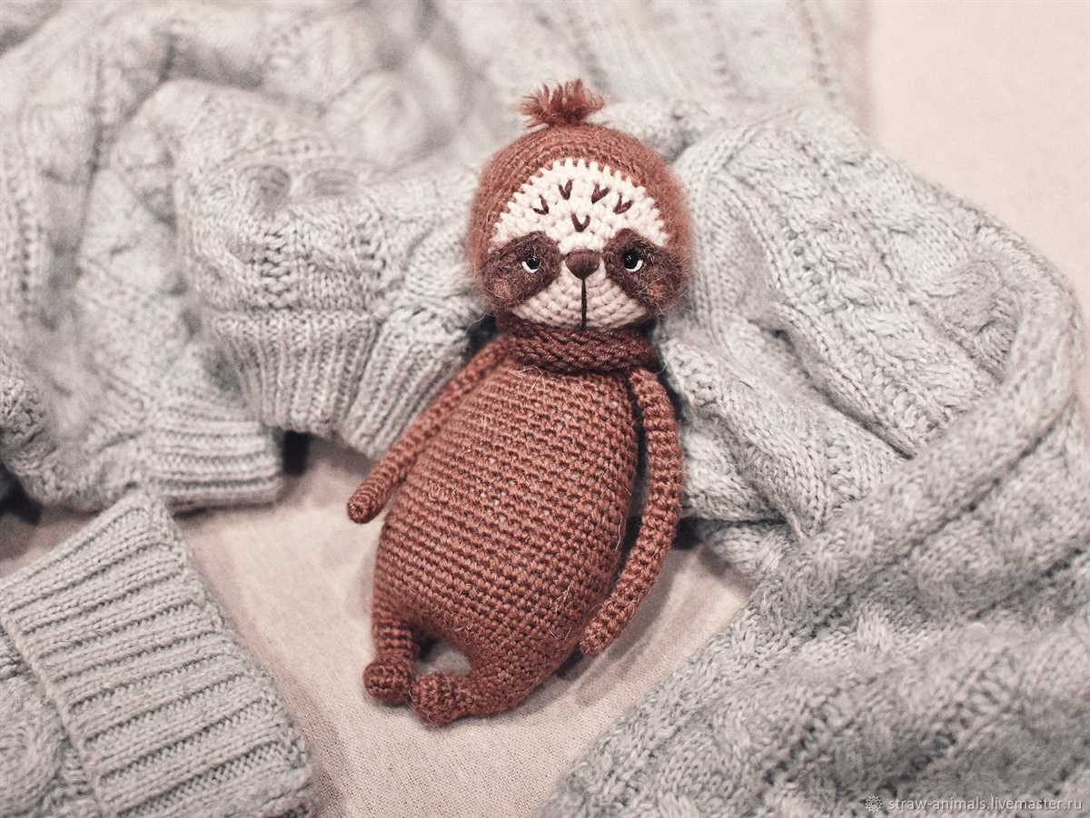 Knit sloth pattern