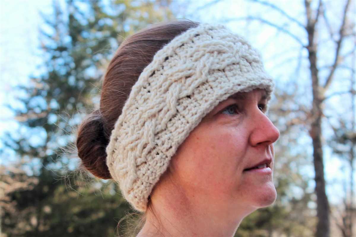 Women's headband knitting pattern