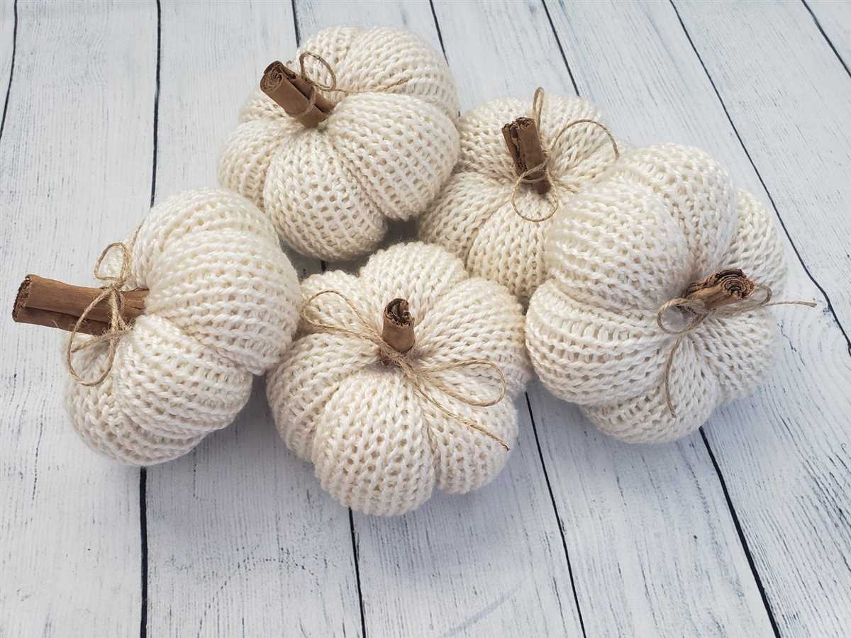 Knitting patterns pumpkins