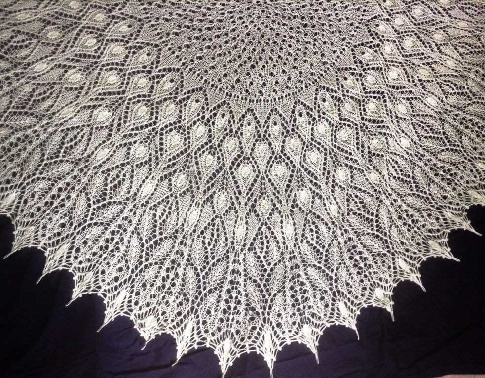 Circular shawl knitting pattern