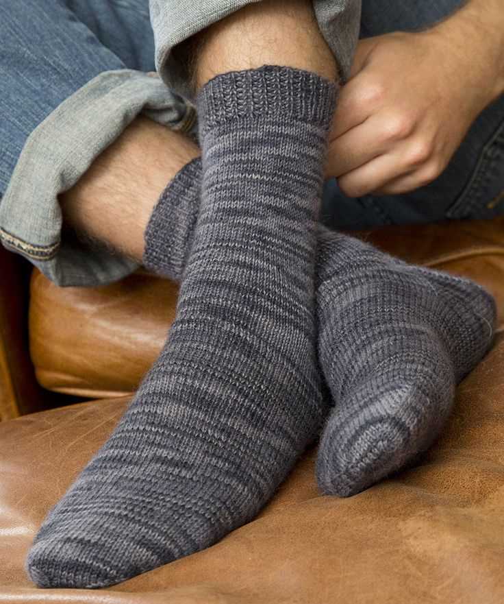 Men's socks pattern knitting