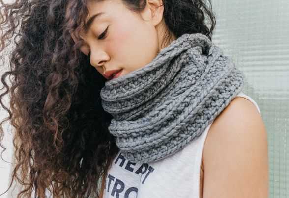Infinity scarf knitting pattern for beginners