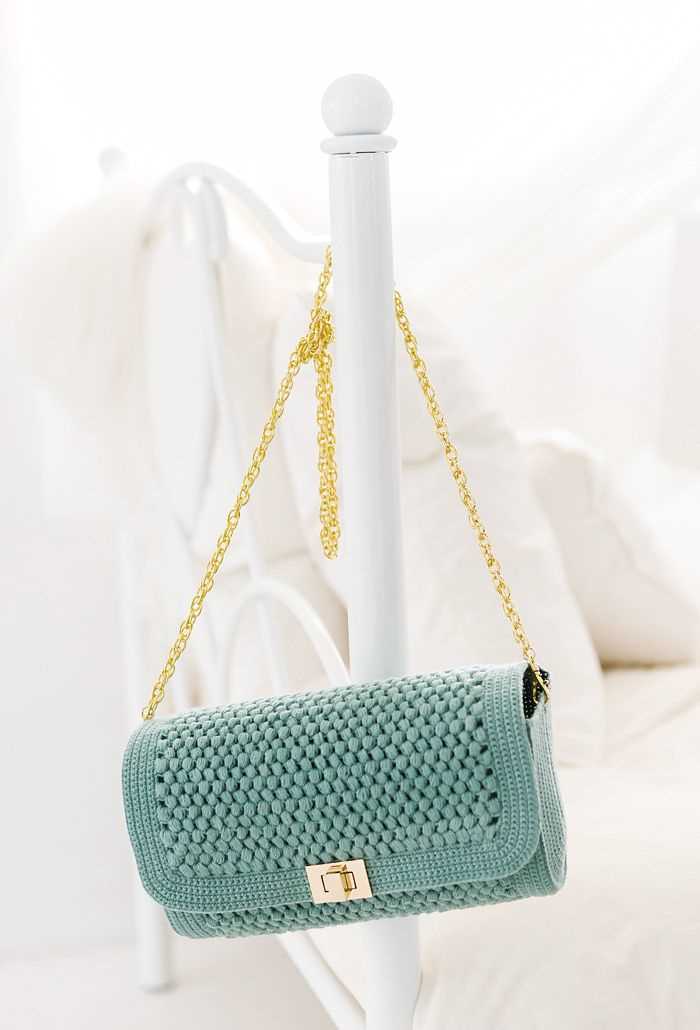 Knitting pattern for shoulder bag