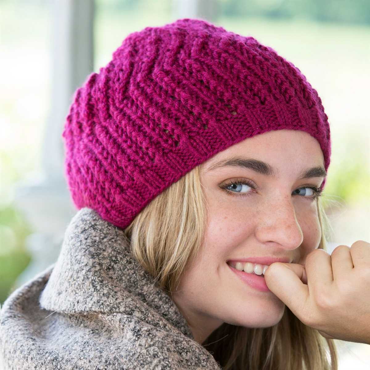 Easy knit hat pattern red heart