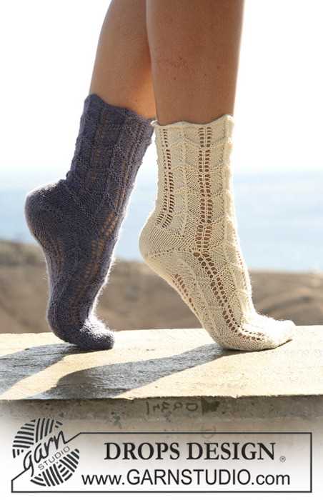 Alpaca socks knitting pattern
