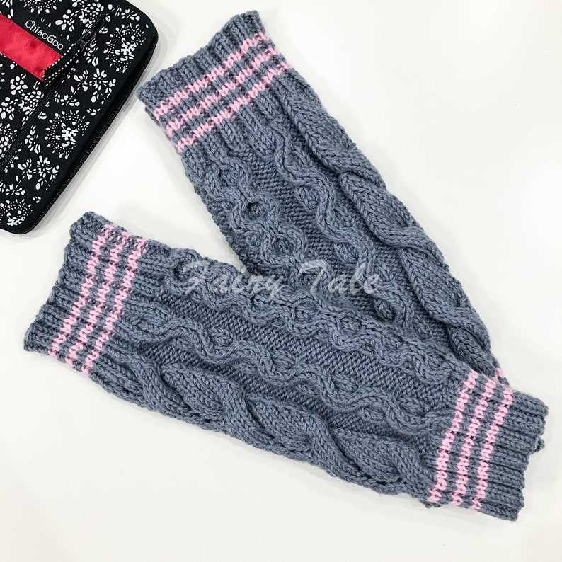 Knitting pattern legwarmers