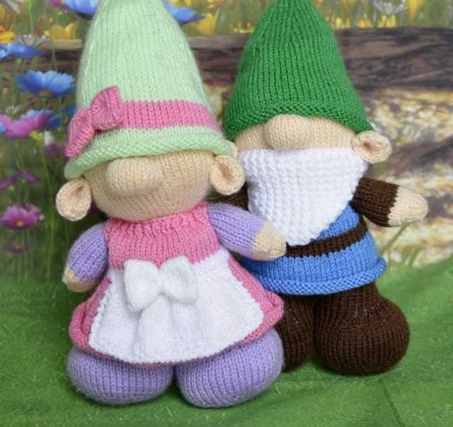 Gnome knitting patterns uk