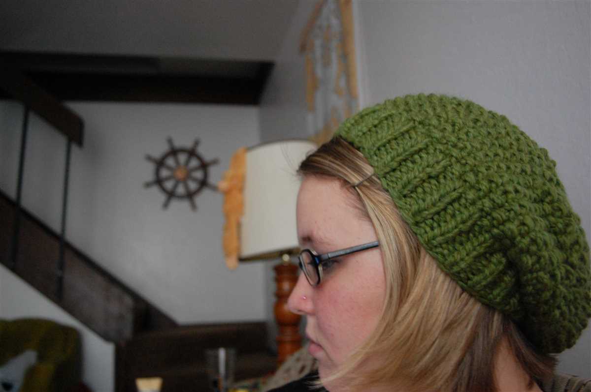 Slouch hat knitting pattern straight needles