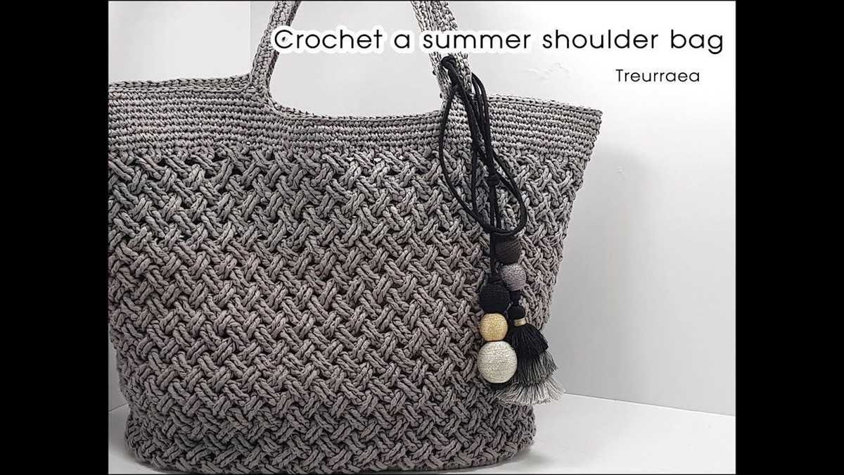 Knitting pattern for shoulder bag