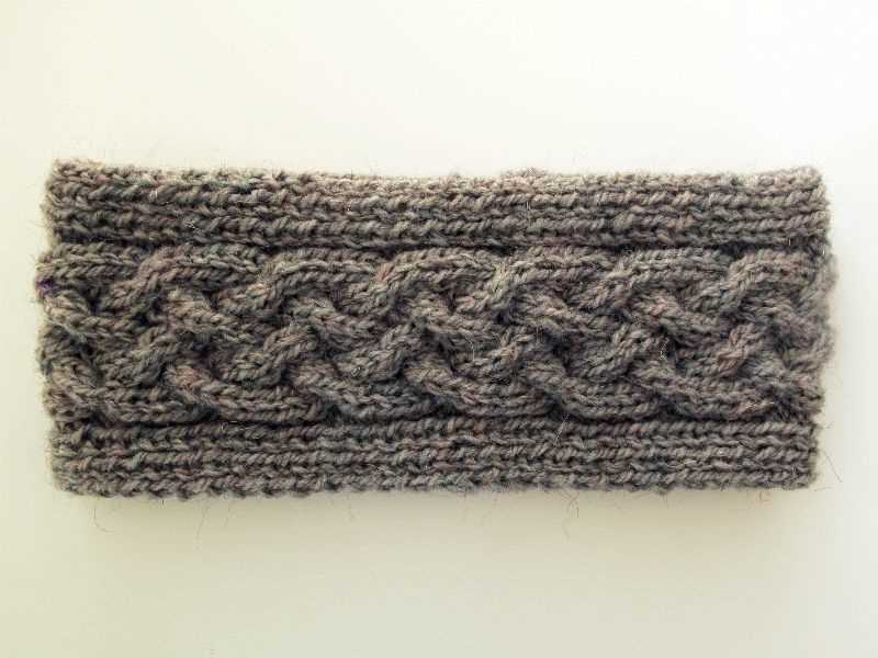 Free cable knit headband pattern