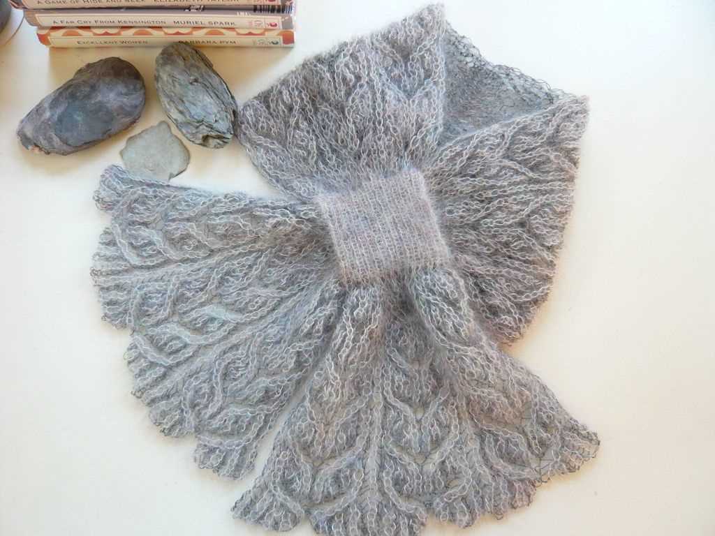 Keyhole knit scarf pattern free