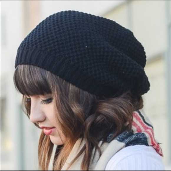 Loose knit beanie pattern