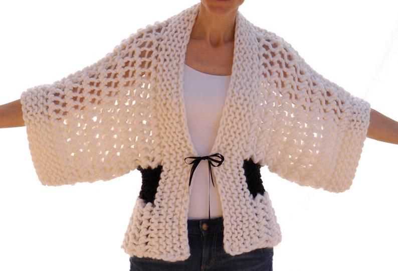 Create your own stylish Kimono vest with this knitting pattern Kimono vest knitting pattern