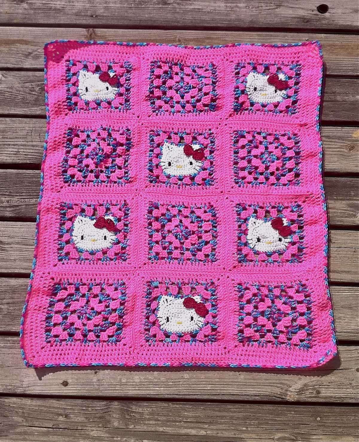 Knit a Cozy Blanket for Your Adorable Kitten Kitten blanket knitting pattern