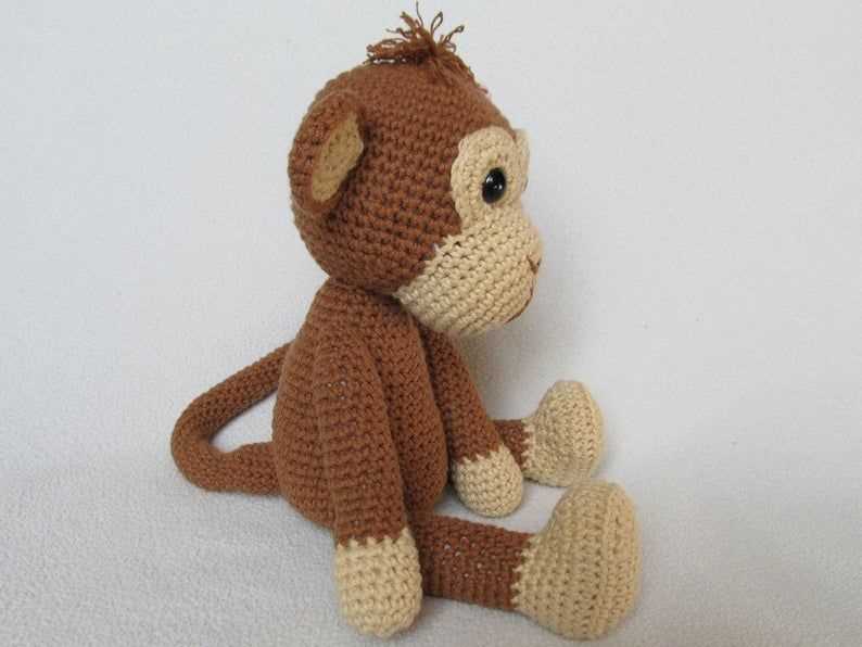 Knit monkey pattern