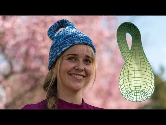 Klein bottle knitting pattern