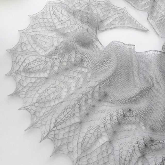 Easy lace shawl knitting pattern free