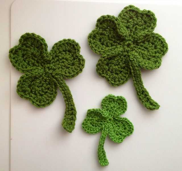 Creating a Delicate Knit Shamrock Pattern for St. Patrick's Day Knit shamrock pattern