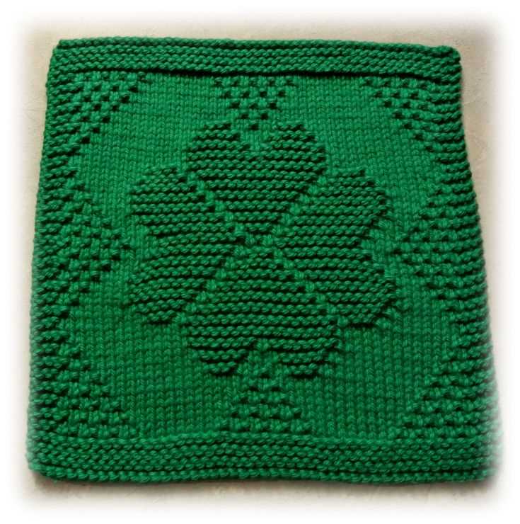 Knit shamrock pattern