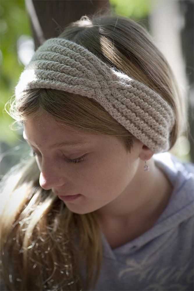 Knit headband pattern twist